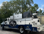 The 24/7 Truck & Equipment Repair service vehicle A photo of the 24/7 Truck & Equipment Repair service truck