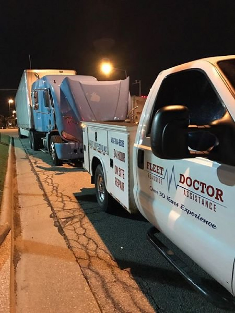 Fleet Doctor - 24 Hour Roadside Assistance in Toledo, OH ・ 4 Road Service