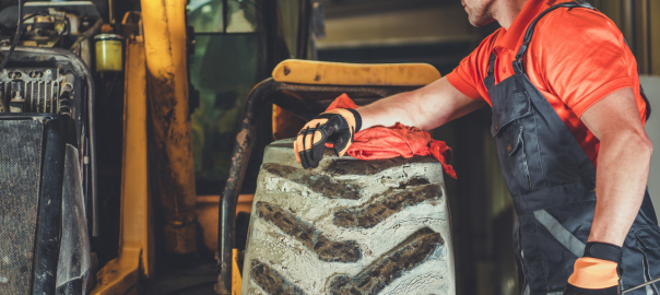 Addressing Common Electrical Problems in Heavy-Duty Trucks
