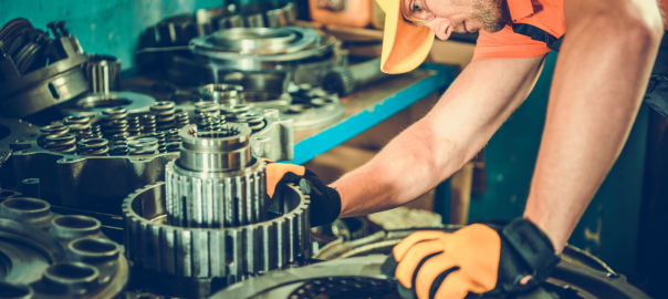 How to Identify and Address Transmission Issues in Heavy-Duty Trucks